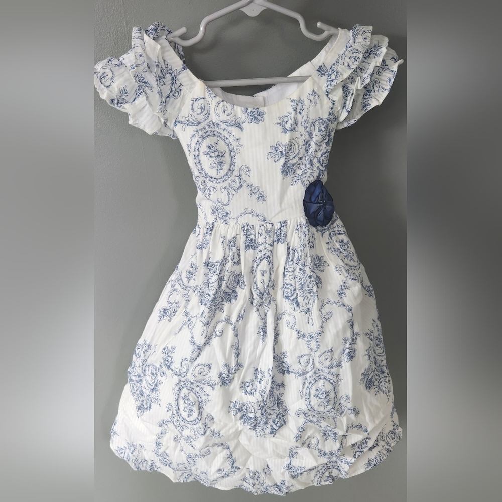 Laura Ashley London Girls Dress Size 4
